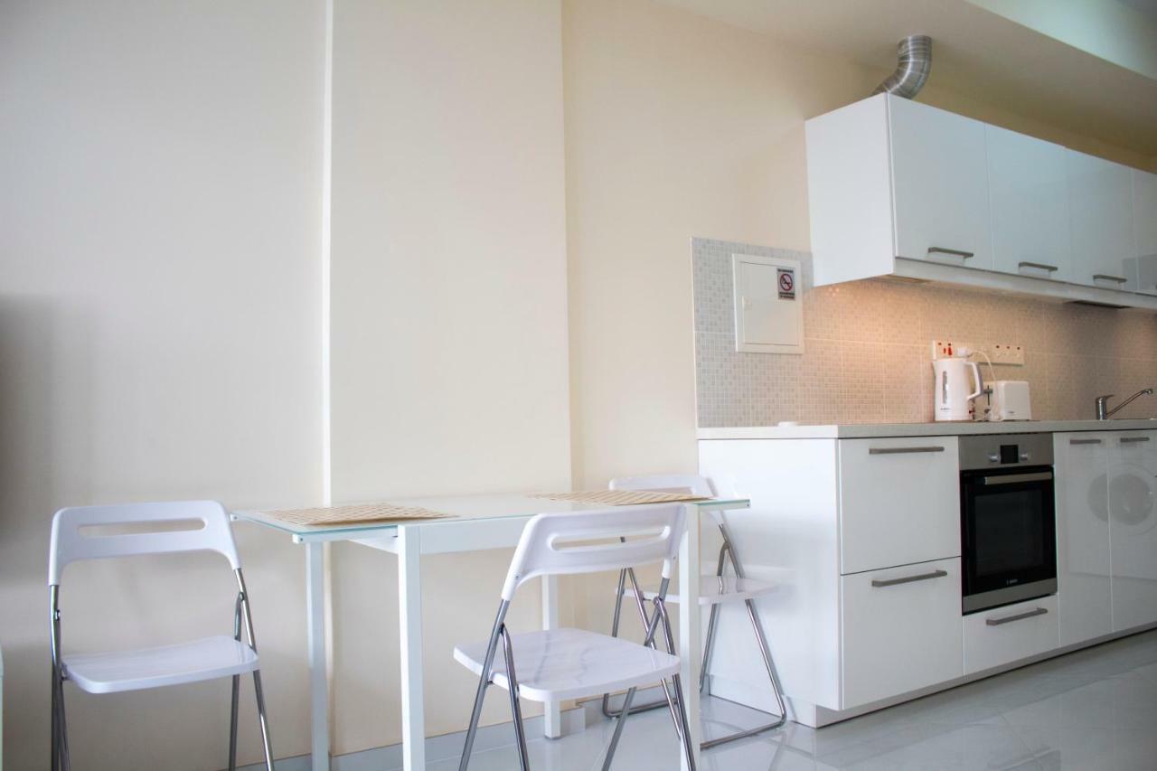 Galatex Beach Apartment Limassol Exterior photo